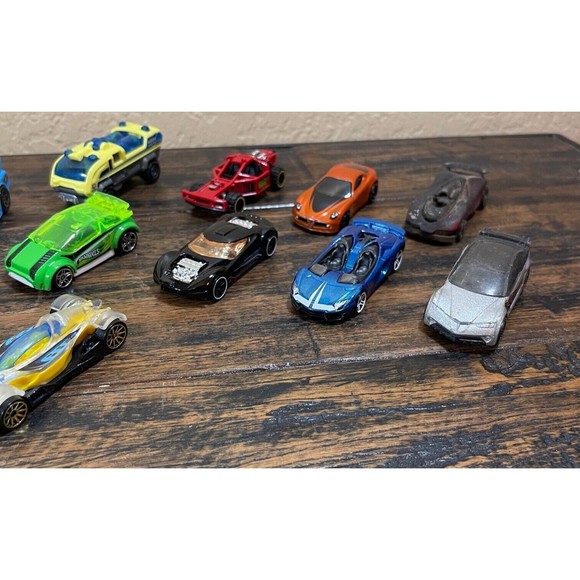 Lot Of 19 Mixed Die Cast Cars Most Hot Wheels Race Cars Loose Matchbox - Picture 4 of 11